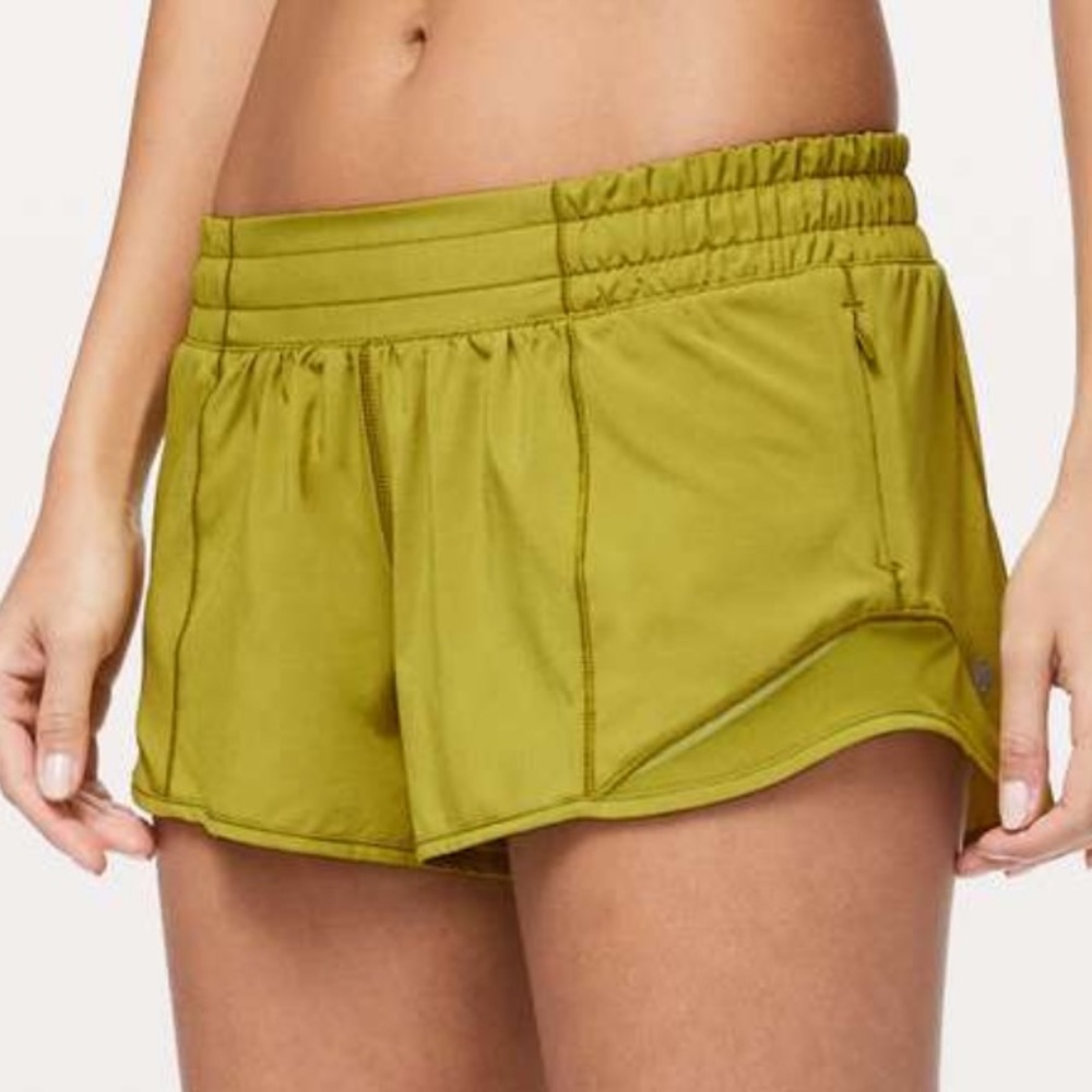 Lululemon 2.5” Hotty Hot Low Rise Shorts in Golden Lime